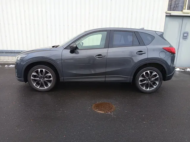 Szara Mazda CX-5, sprzedany, widok z boku